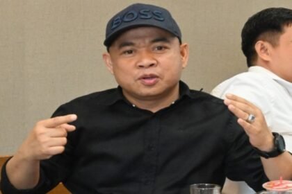 Hasbi Lodang—alumni Sastra Arab sekaligus aktivis 1998—Ketua Panitia ailaturahmi akbar alumni lintas generasi IKA FIBRA.