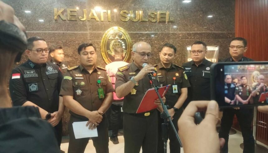 Dirut PT KIP resmi tersangka korupsi proyek air limbah Makassar. Penetapan tersangka dilakukan oleh penyidik Asisten Tindak Pidana Khusus (Pidsus) Kejati Sulsel pada Rabu, 9 April 2025.