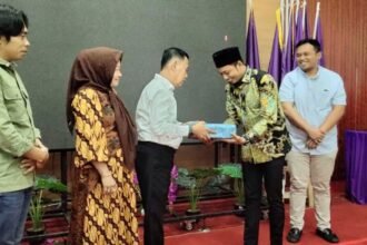 Acara pelepasan Arsil Bagenda di Pendopo Rumah Jabatan Bupati Enrekang, Selasa (8/4/2025), yang purna tugas usai 34 tahun mengabdi sebagai ASN di Enrekang.