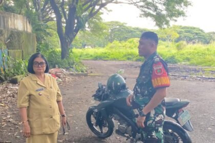 Lurah Mario, Kecamatan Mariso bersama Babinsa, (14/4/2025).