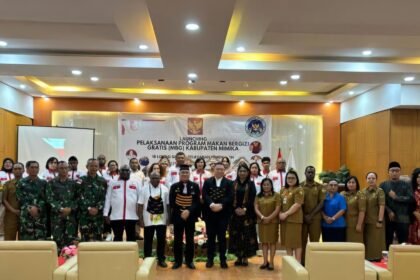 SKKP Kabupaten Mimika launching dimulainya pembangunan 18 dapur sehat MBG di Ball Room Grand Hotel Timika, pada Selasa, 15 April 2025.