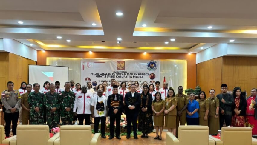 SKKP Kabupaten Mimika launching dimulainya pembangunan 18 dapur sehat MBG di Ball Room Grand Hotel Timika, pada Selasa, 15 April 2025.