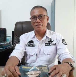 Kepala Sekolah SMKN 5 Makassar, H. Amar Bachti, S.Pd., M.M.