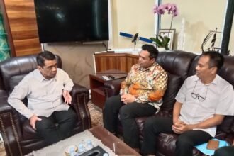 Wabup Enrekang temui Wamendes Ahmad Riza Patria, (17/4/2025).