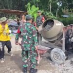 Warga Mojodoyong bersama TNI kerja bakti perbaiki jalan rusak, (23/4/2025).