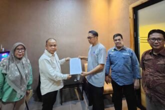 Hasbi Lodang, terpilih secara aklamasi sebagai Ketua Ikatan Alumni (IKA) Athirah untuk periode 2025–2029.