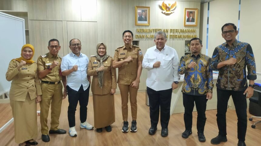Bupati Enrekang hadiri rakornis perumahan perdesaan, (29/4/2025).