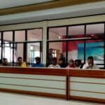 Pertemuan mediasi sengketa tambang Gunung Botak: koperasi, perusahan dan pemilik lahan di Polres Pulau Buru, (30/4/2025).