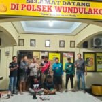 Kedua tersangka diamankan oleh jajaran Polsek Wundulako pada Jumat, 2 Mei 2025, sekitar pukul 21.00 WITA.