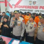 Caption: Konferensi pers hari Jumat, 23 Mei 2025 di Polres Gowa dalam laporan hasil Operasi PEKAT LIPU 2025, dan dipimpin langsung oleh Kapolres Gowa, AKBP Muh. Aldy Sulaiman.