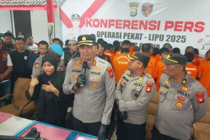 Caption: Konferensi pers hari Jumat, 23 Mei 2025 di Polres Gowa dalam laporan hasil Operasi PEKAT LIPU 2025, dan dipimpin langsung oleh Kapolres Gowa, AKBP Muh. Aldy Sulaiman.