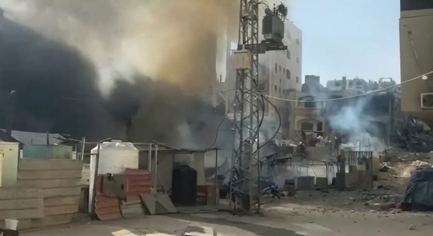 Gudang obat Rumah Sakit Al-Awda terbakar akibat tembakan militer Israel, Mei 2025. (qudsn/ho)