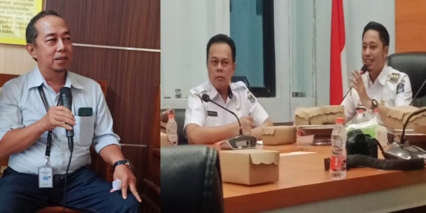 Bupati dan Wakil Bupati Enrekang memaparkan capaian 100 hari kerja di hadapan wartawan, (4/6/2025)