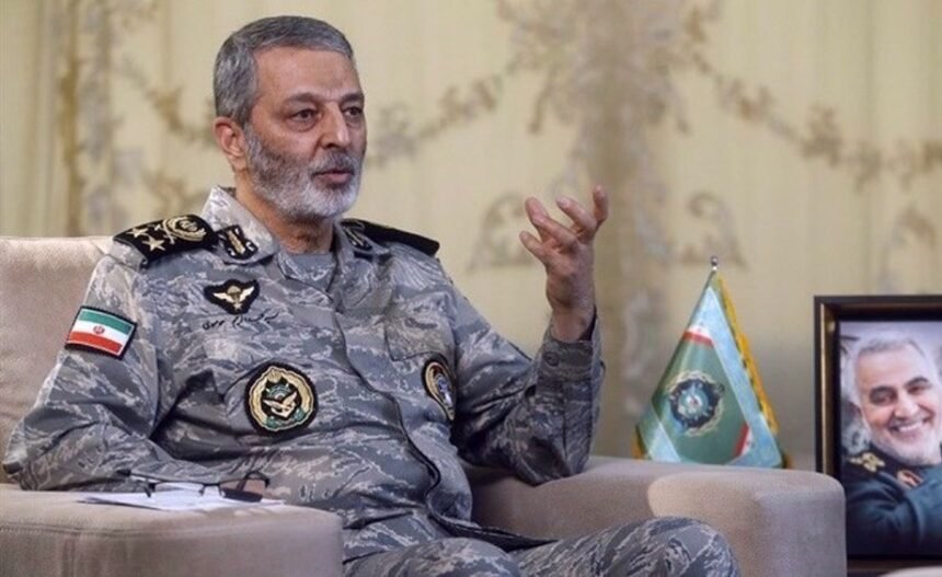 Kepala Staf Angkatan Bersenjata Iran, Mayor Jenderal Abdolrahim Mousavi.