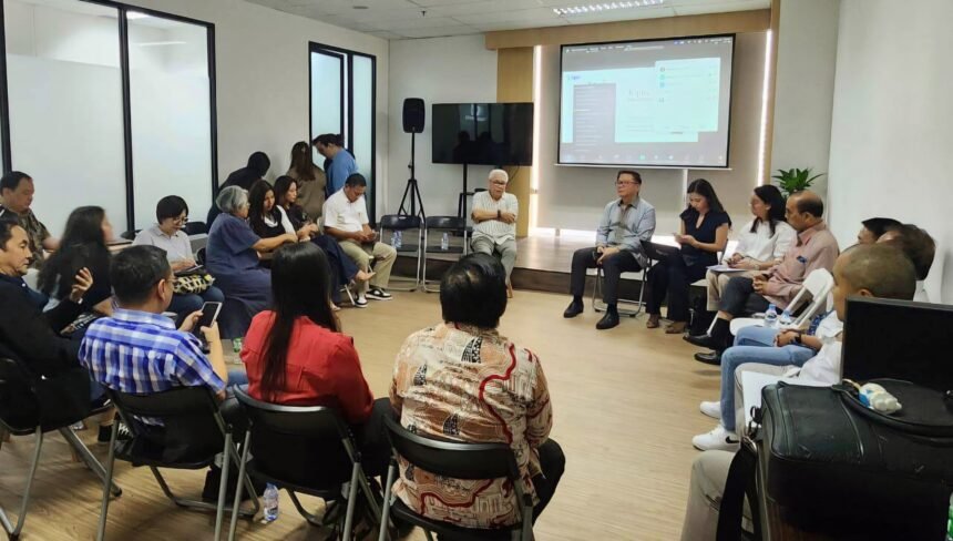 FORMAS adalah gerakan sosial untuk menghadapi tantangan teknologi secara inklusif dengan menggandeng beberapa mitra strategis: iBlooming, KIPIN, dan CMC.