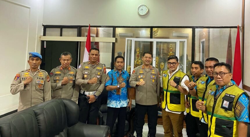 Perumda Parkir Makassar Raya menggelar audiensi resmi dengan Kepolisian Resor Kota Besar (Polrestabes) Makassar, (5/6/2025).