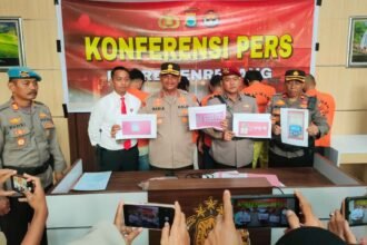 Polisi Enrekang menggelar konferensi pers tkait kasus narkoba, Juni 2025.