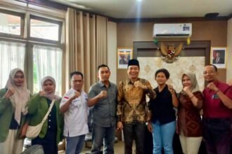 Paguyuban Wali Atlet Sepatu Roda diterima secara resmi oleh Ketua DPRD Jombang, Hadi Atmaji, dalam sebuah audiensi di ruang kerjanya, (10/6/2025).
