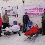 Polres Kolaka menggelar donor darah dalam rangka memperingati Hari Bhayangkara ke-79, Kamis, 26 Juni 2025.