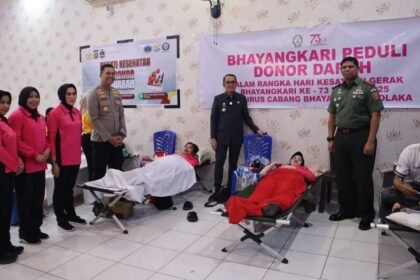 Polres Kolaka menggelar donor darah dalam rangka memperingati Hari Bhayangkara ke-79, Kamis, 26 Juni 2025.