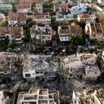 Rudal Iran beri kerusakan besar di Rishon LeZion, selatan Tel Aviv, Juni 2025. (geopolitics_live/ho/mp)