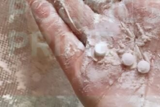Saksi sebut oxycodone diselundupkan dalam tepung terigu bantuan ke Gaza, (28/6/2025). (geopoliticsprime/ho/mp)