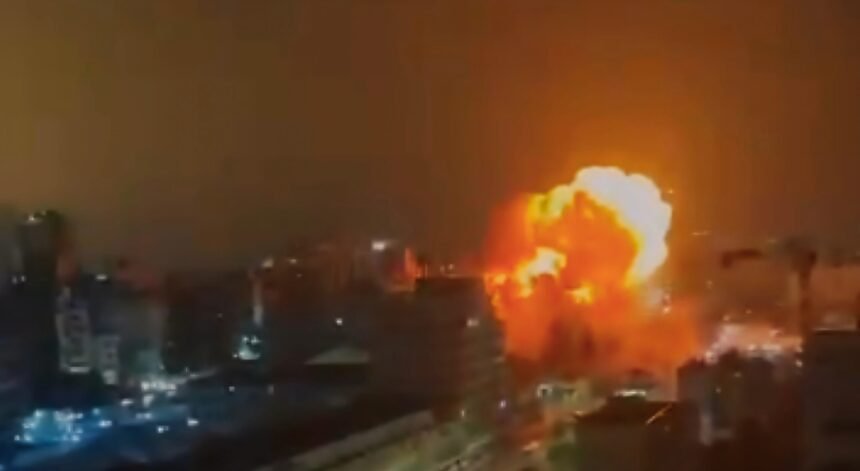Rekaman serangan langsung di Israel, tampilkan rudal hipersonik hantam Tel Aviv, (14/6/2025). (geopolitics_live/ho/mp)