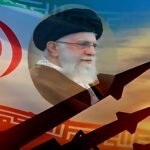 Pemimpin Tertinggi Iran Ayatollah Ali Khamenei peringatkan: Iran siap serang pangkalan militer iika diserang, Juli 2025. 