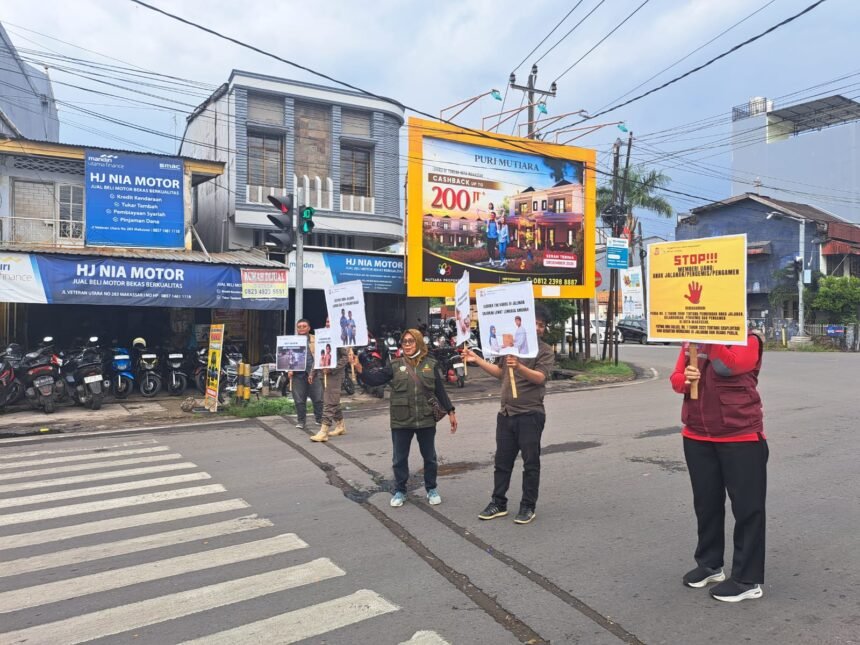 Kegiatan sosialisasi mewujudkan kawasan tertib dan bersih dari aktivitas mengemis di jalan, Juli 2025.