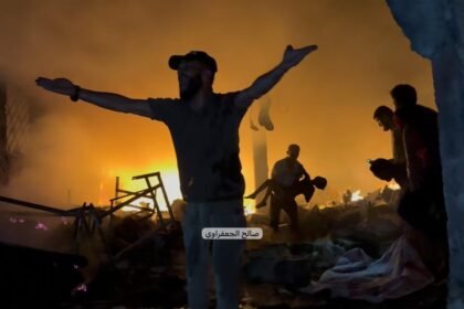 Lebih dari 10 tewas dalam serangan udara Israel ke sekolah di Gaza, korban didominasi anak-anak dan perempuan, 2 Juli 2025.