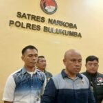 Polres Bulukumba menangkap 13 orang tersangka dan mengungkap 11 kasus penyalahgunaan narkotika selama pelaksanaan Operasi Antik 2025, Jumat (4/7/2025).
