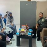 Komando Hubungan Daerah Militer (Hubdam) XIV/Hasanuddin melakukan kunjungan silaturahmi ke Universitas Negeri Makassar (UNM) pada Selasa, 1 Juli 2025.