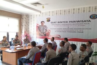Brigjen Suhendri beri pengarahan kepada seluruh personel Ditpamobvit Polda NTT pada pukul 15.30 hingga 16.00 WITA, (15/7/2025).