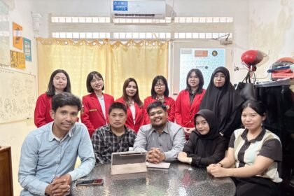 Tim kuasa hukum dari Law Office Akhmad Rianto, SH & Partners.