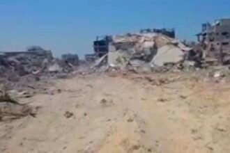 Kehancuran besar-besaran oleh pasukan pendudukan telah memusnahkan Jalan Gaza lama di Jabalia, sebelah utara Jalur Gaza, selama perang pemusnahan yang sedang berlangsung, Juli 2025. (qudsn/ho/mp)