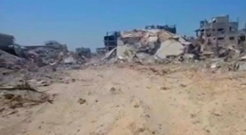 Kehancuran besar-besaran oleh pasukan pendudukan telah memusnahkan Jalan Gaza lama di Jabalia, sebelah utara Jalur Gaza, selama perang pemusnahan yang sedang berlangsung, Juli 2025. (qudsn/ho/mp)