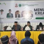 MUI Makassar menggelar workshop menulis kreatif untuk dakwah digital yang berlangsung dua hari, Sabtu dan Minggu, 9–10 Agustus 2025, di Kantor MUI Kota Makassar, Jalan Tarakan No.115B. Tampak Ketua panitia, Anwar Sanusi memberikan sambutan dalam acara tersebut.