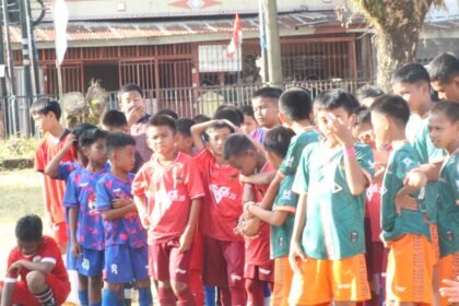 Turnamen sepak bola Mangga Tiga Cup 2025 meriahkan HUT ke-80 RI di Makassar.