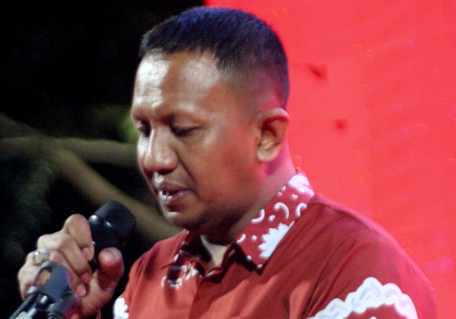 Ribuan Warga Meriahkan Pesta Rakyat Tamalanrea, Appi Ajak Warga Kompak Bangun Makassar 2 Camat Tamalanrea, Iqbal, S.STP.