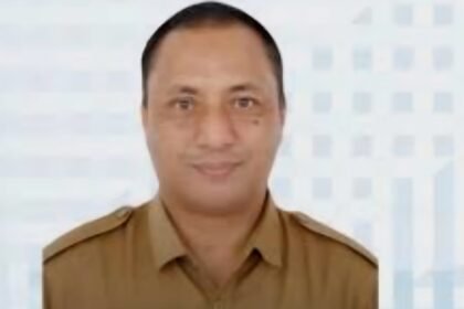 Plt. Kepala Dinas Kesehatan Kabupaten Enrekang, H. Sabir, S.Kep., Ns., M.Adm.Kes, menjelaskan kebijakan larangan persalinan di Pustu merupakan arahan Kementerian Kesehatan sebagai bagian dari transformasi layanan kesehatan primer.