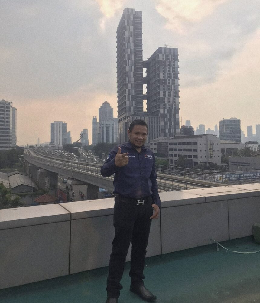 Ketua Umum Serikat Pers Republik Indonesia (SPRI), Heintje Grontson Mandagie.