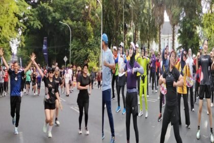 Peserta Road to KBA Run Esempe5 tampak antusias mengikuti rangkaian pra-event—dari lari bersama hingga senam aerobik—yang bukan hanya ajang olahraga, tapi juga ruang kebersamaan alumni SMPN 5 Makassar dan masyarakat luas.