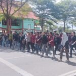 Aksi berlangsung aman dan tertib di Kolaka. Pengamanan aksi unjuk rasa dilakukan oleh aparat secara humanis, (1/9/2025).