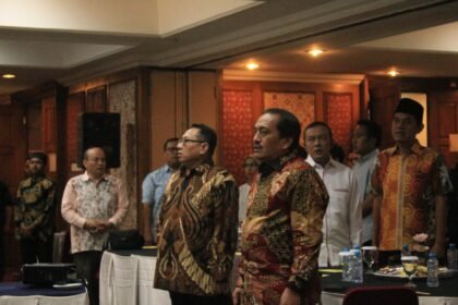 Para pengurus Serikat Media Siber Indonesia (SMSI) dalam penyampaian sikap resmi SMSI terkait situasi nasional, Senin (8/9/2025).
