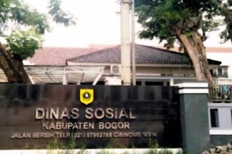 Kantor Dinas Sosial Kabupaten Bogor di Cibinong. Anggaran belanja makan minum dan pemeliharaan gedung yang tercatat miliaran rupiah menuai sorotan publik.
