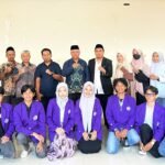 Mahasiswa dilepas langsung oleh Rektor UNIMEN, Dr. Drs. H. Syawal Sitonda, M.Ag di Kampus I UNIMEN, Jl. Jenderal Sudirman No. 17 Enrekang, Jum’at (19/9/2025).