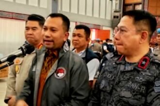 Direktur Reserse Narkoba Polda Sumut, Kombes Jean Calvijn Simanjuntak, dalam konferensi pers di Mapolda Sumut, Jumat (26/9/2025).