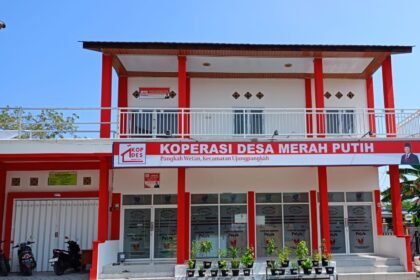 Pemberdayaan ekonomi pesisir Gresik dukung koperasi desa merah putih.