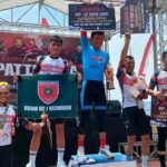 Para juara lomba lari Bhayangkara Run 2025 di Enrekang.