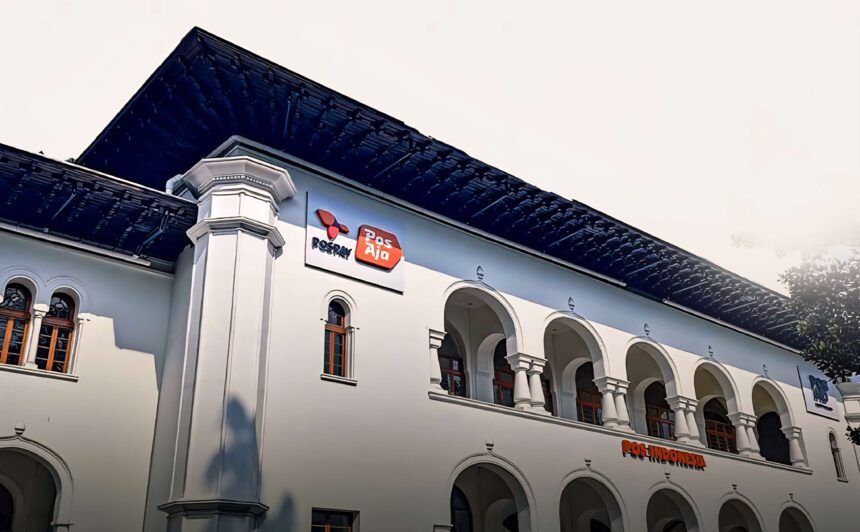 Gedung Pos Indonesia, Cilaki, Bandung Jawa Barat yang menjadi simbol perjuangan bangsa dalam menguasai sendi infrastruktur Komunikasi pasca-Proklamasi.